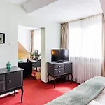 Ξενοδοχείο Fuerst Garden 3*
