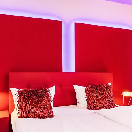 Fuerst Garden فندق