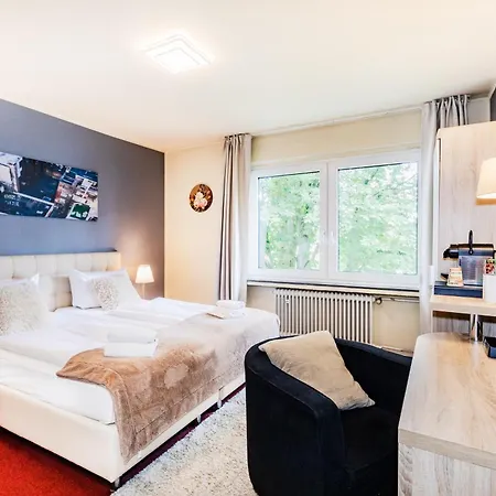 Fuerst Garden 3* دورتموند