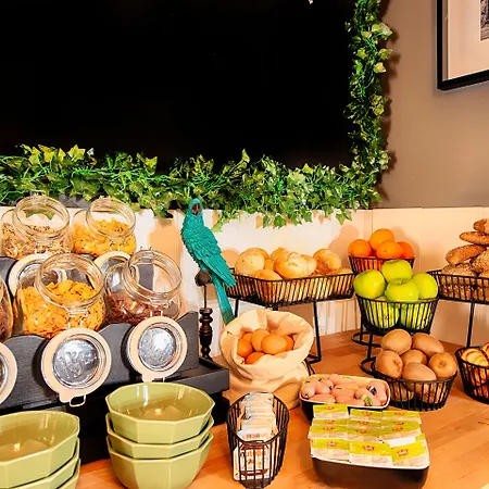 Fuerst Garden فندق