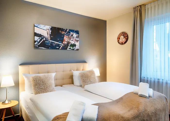 Fuerst Garden Hotel 3*