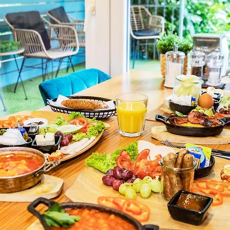 Ξενοδοχείο Fuerst Garden 3*