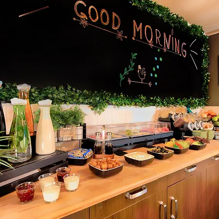 福斯特花园酒店