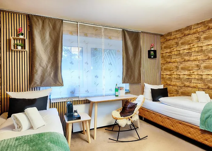 福斯特花园酒店 酒店