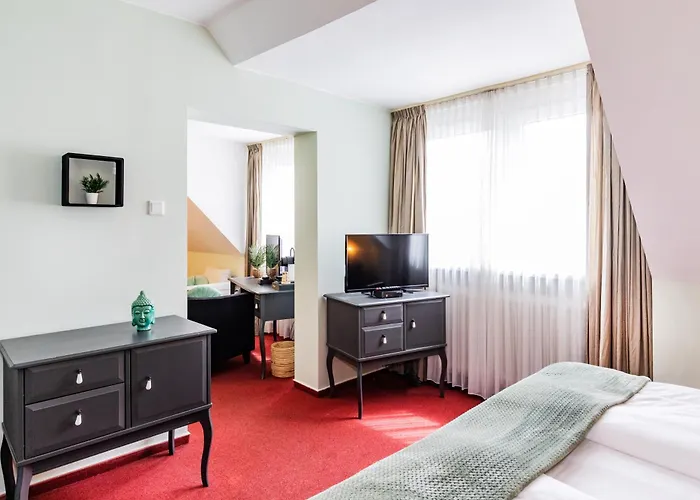 Hotel Fuerst Garden 3*